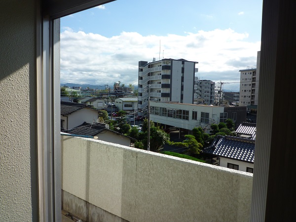 �a�����i