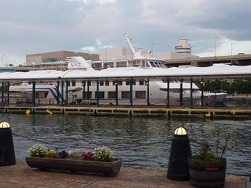 �}���G����